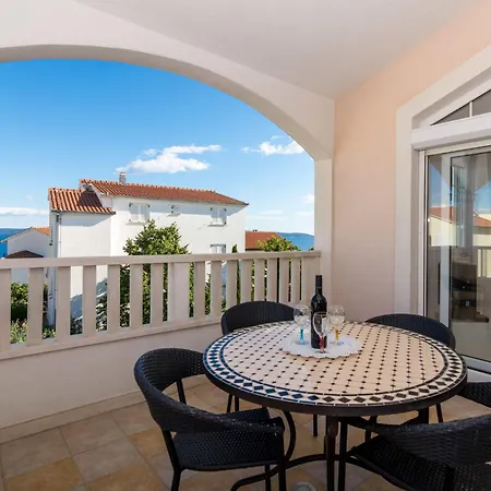 Apartment Matana-1 By Interhome Trogir